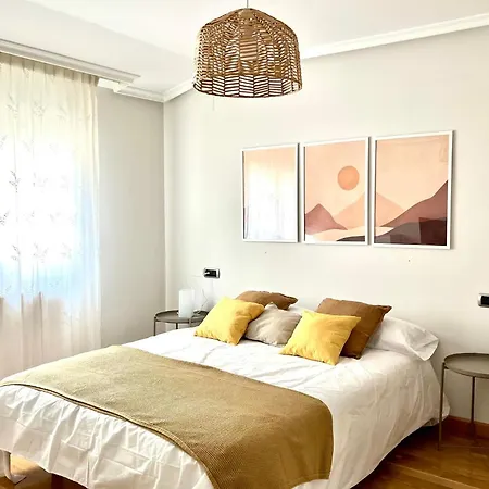 Amplio Atico Junto A La Catedral Apartamento Leão