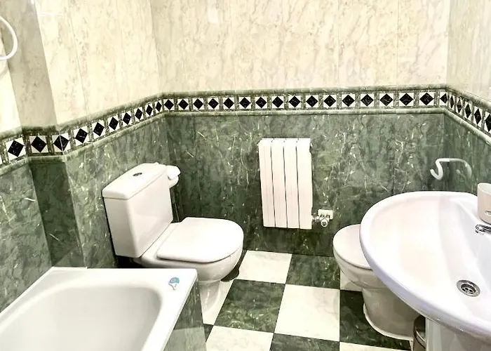 Amplio Atico Junto A La Catedral Appartement *